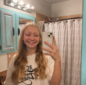 Meet your Posher, Emma